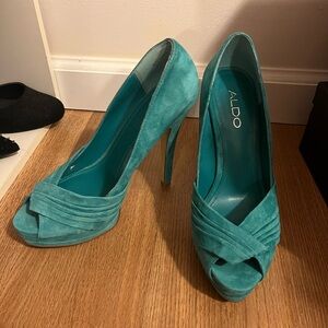 Aldo Blue Heels with Peep-Toe Design and Crisscross Front